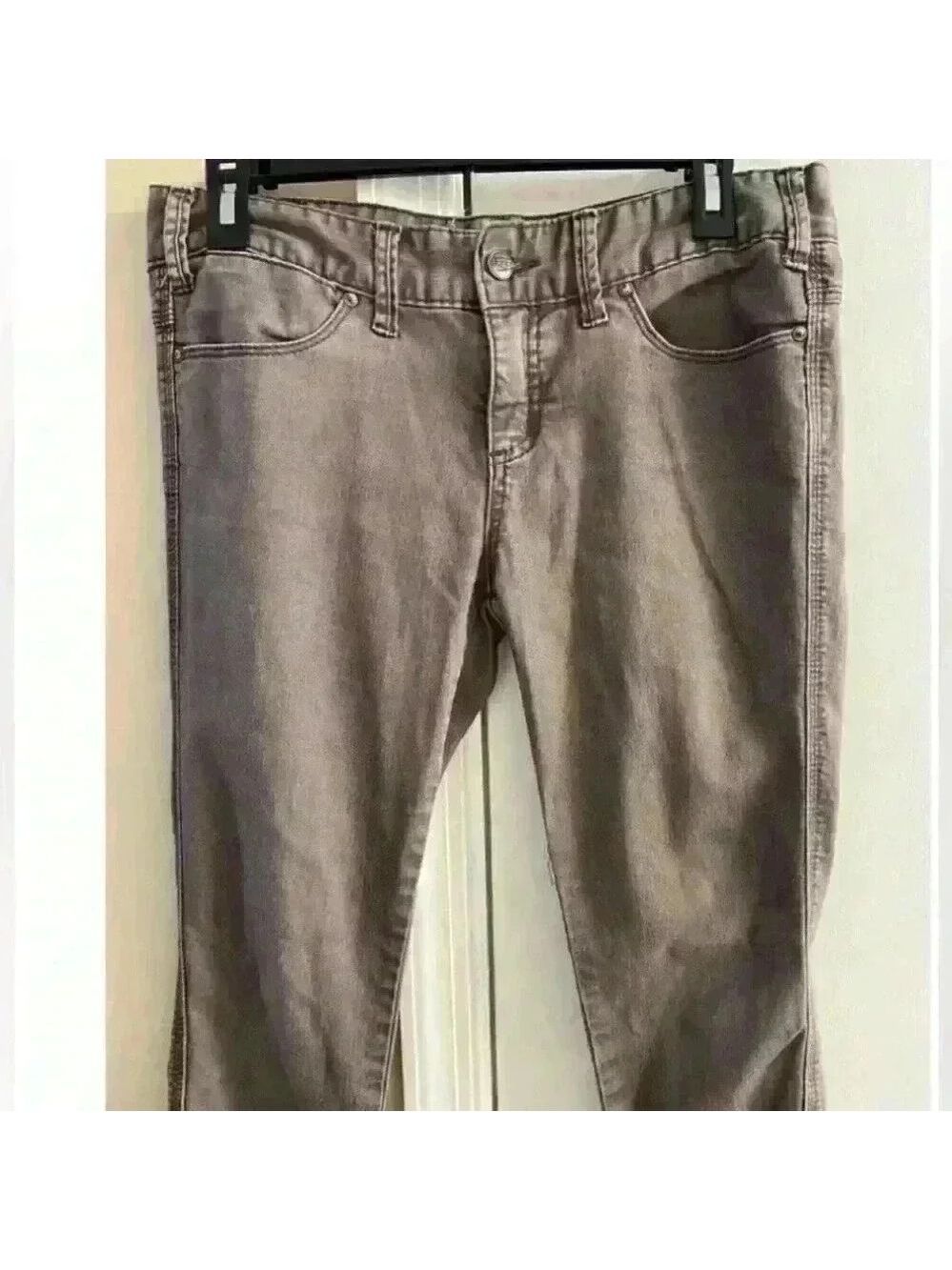 Free people light brown‎ skinny stretchy jeans in excellent condition. Sz 27 - Picture 2 of 5